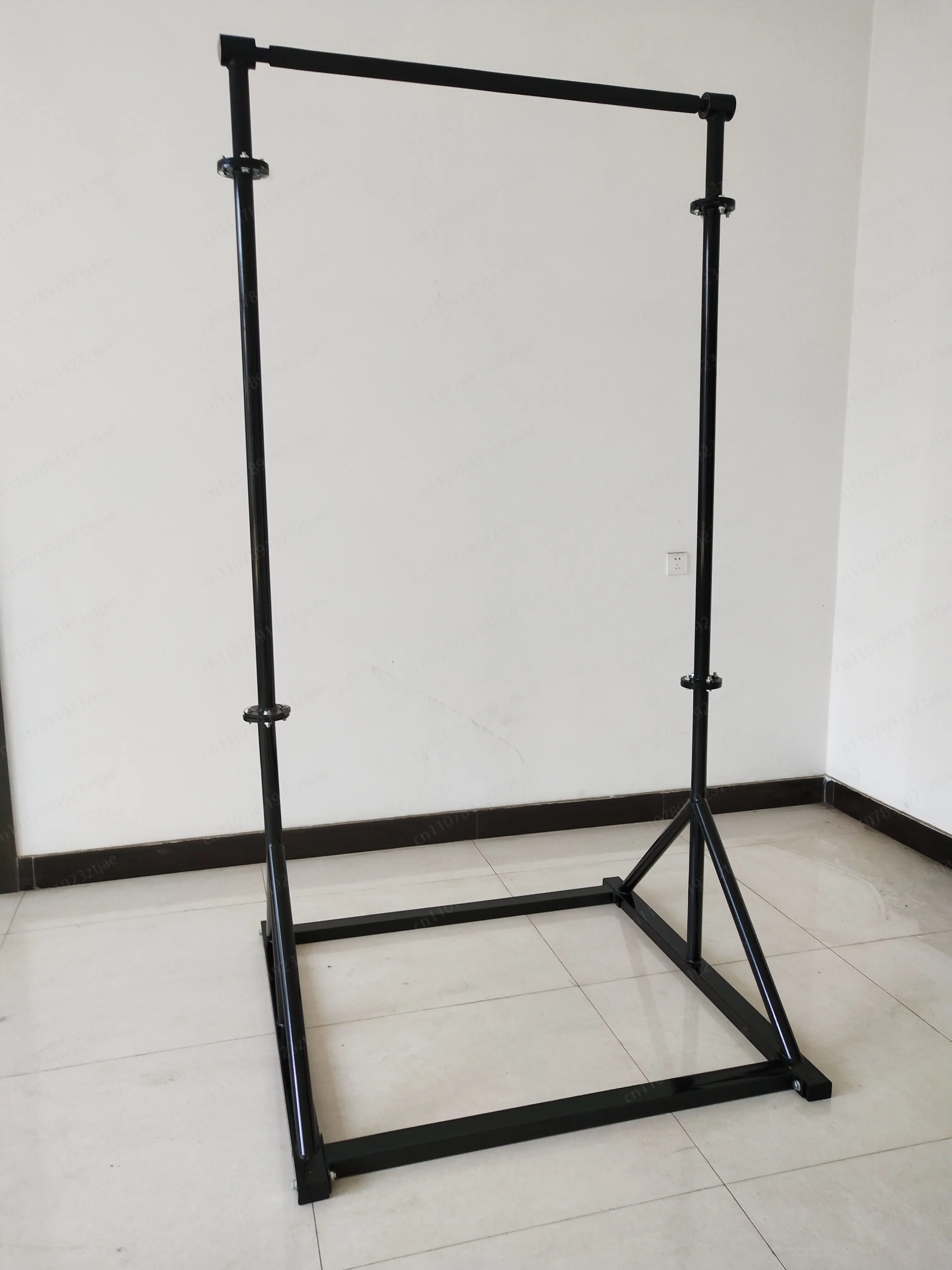 Challenge 100 seconds horizontal bar timer Internet celebrity challenge 10 seconds horizontal bar challenge stall activity