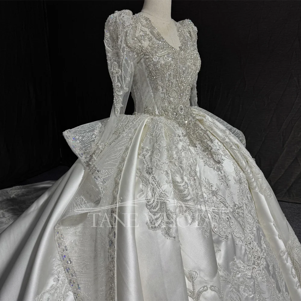 Robe de mariée de luxe à col en v, manches longues, broderie de perles, paillettes de cristal, lacets dans le dos, personnalisable