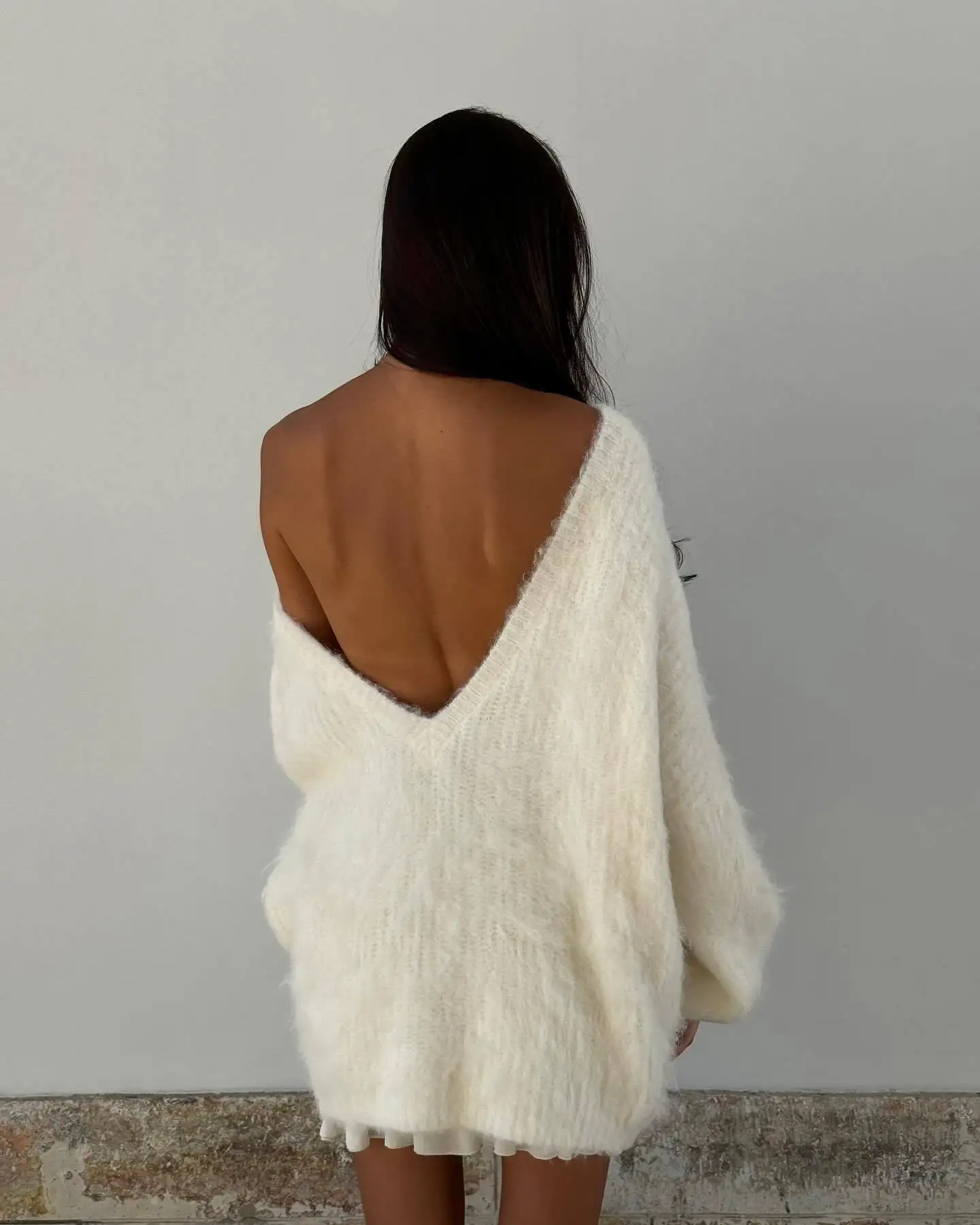 New Female Street Pullover Sweater Women Sexy Mohair Pink Backless Sweater Elegant O-neck Long Lantern Sleeves Loose Knitwear