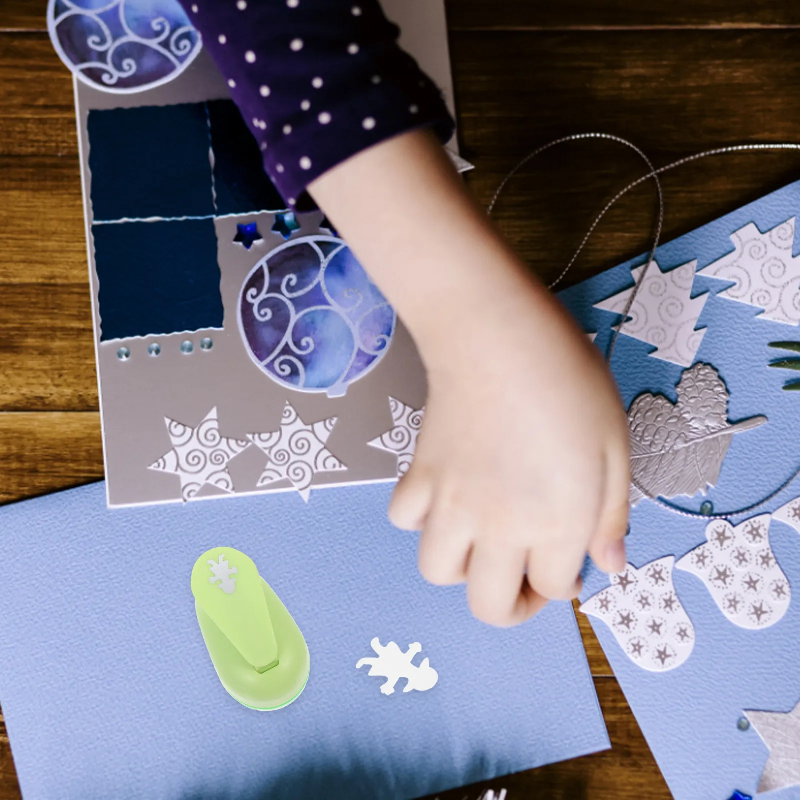 DIY Crafts Paper Punch Manual Hole Puncher Scrapbook Paper Punch Lightweight Portable Puncher for Handmade Tags