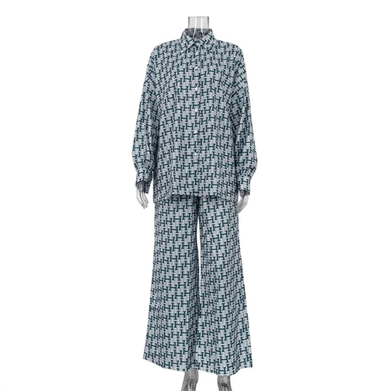 Nouvelle tenue de printemps et d'été pour femmes avec un ensemble complet de chemise à manches longues, pantalon à jambes larges, costume imprimé de lettres
