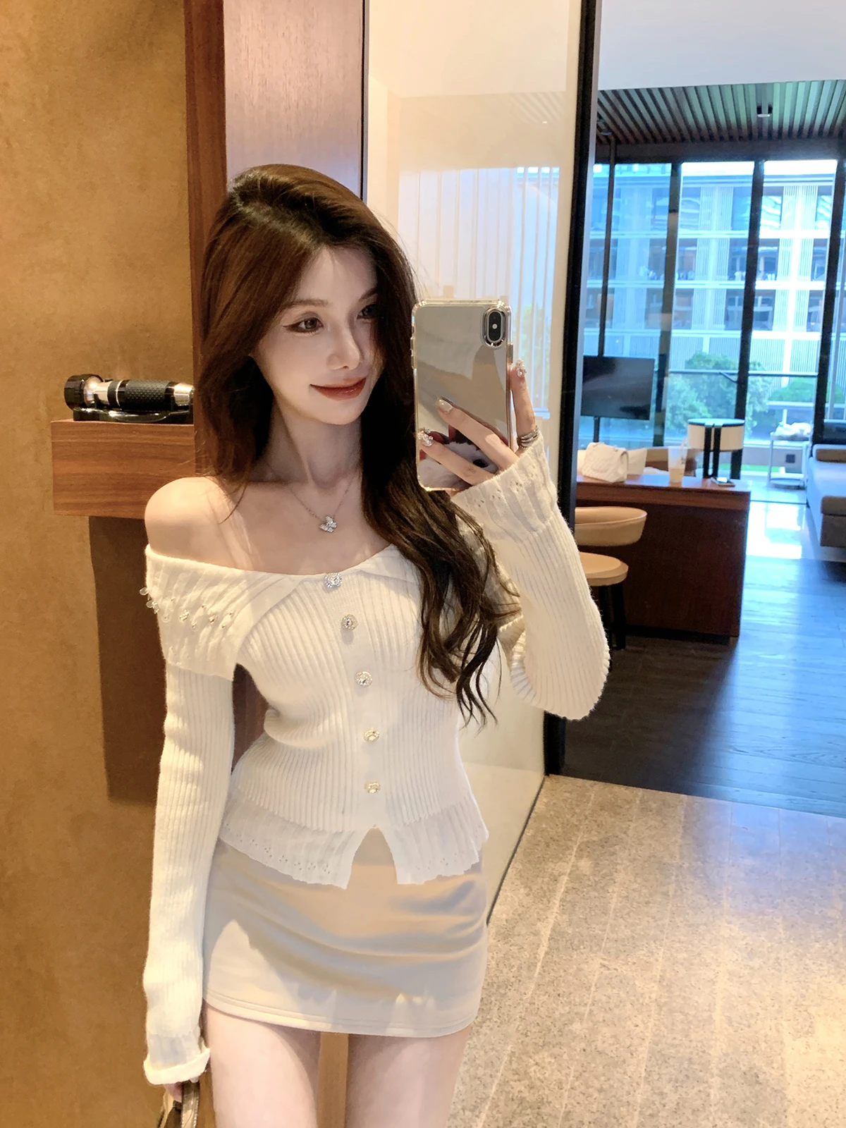 

Sexy One-oulder Knitted Sweater Jaet Women's Outerwear JustQin Star Fall 2025 New Arrival Svel Embroidered Top