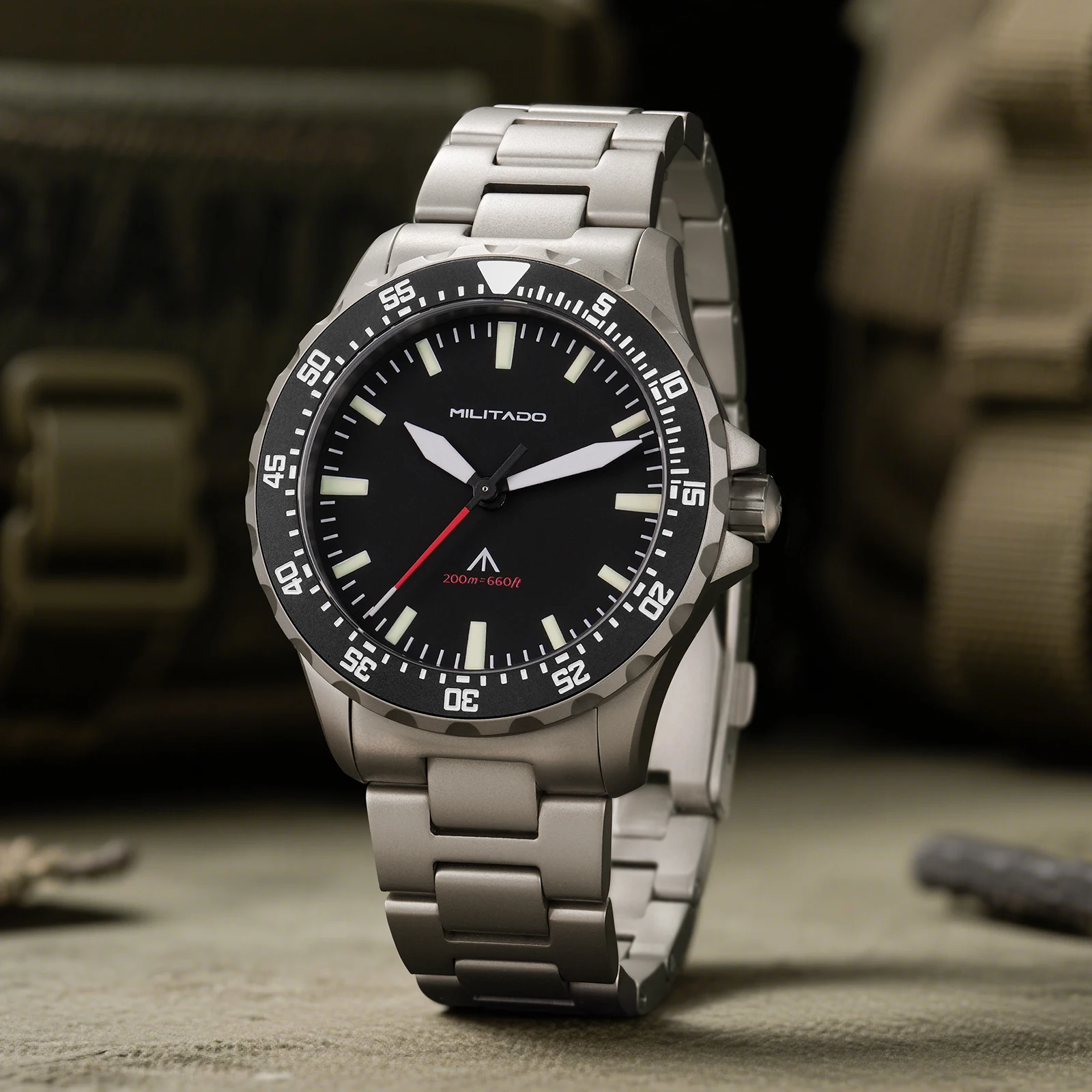 Militado جديد ML16 39 مللي متر ساعة غوص الياقوت الكريستال 200 متر مقاومة للماء السويسري مضيئة السيراميك الحافة كوارتز ساعة اليد للرجال