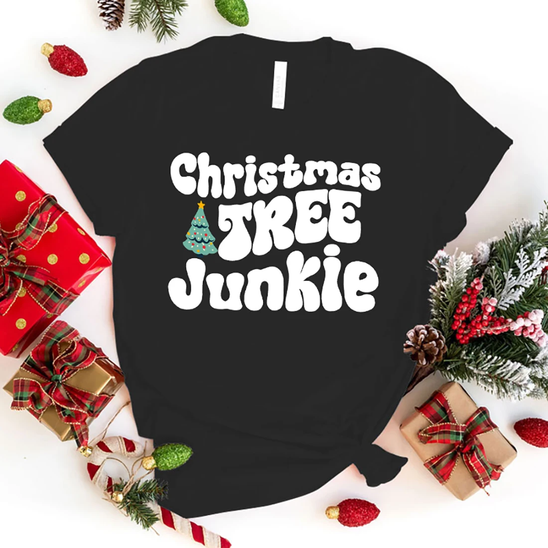 Christmas Tree Junkie Letter Printed Women T-Shirts Christmas Tree Junkie Short Sleeve Shirts Summer Round Neck Tee Shirt