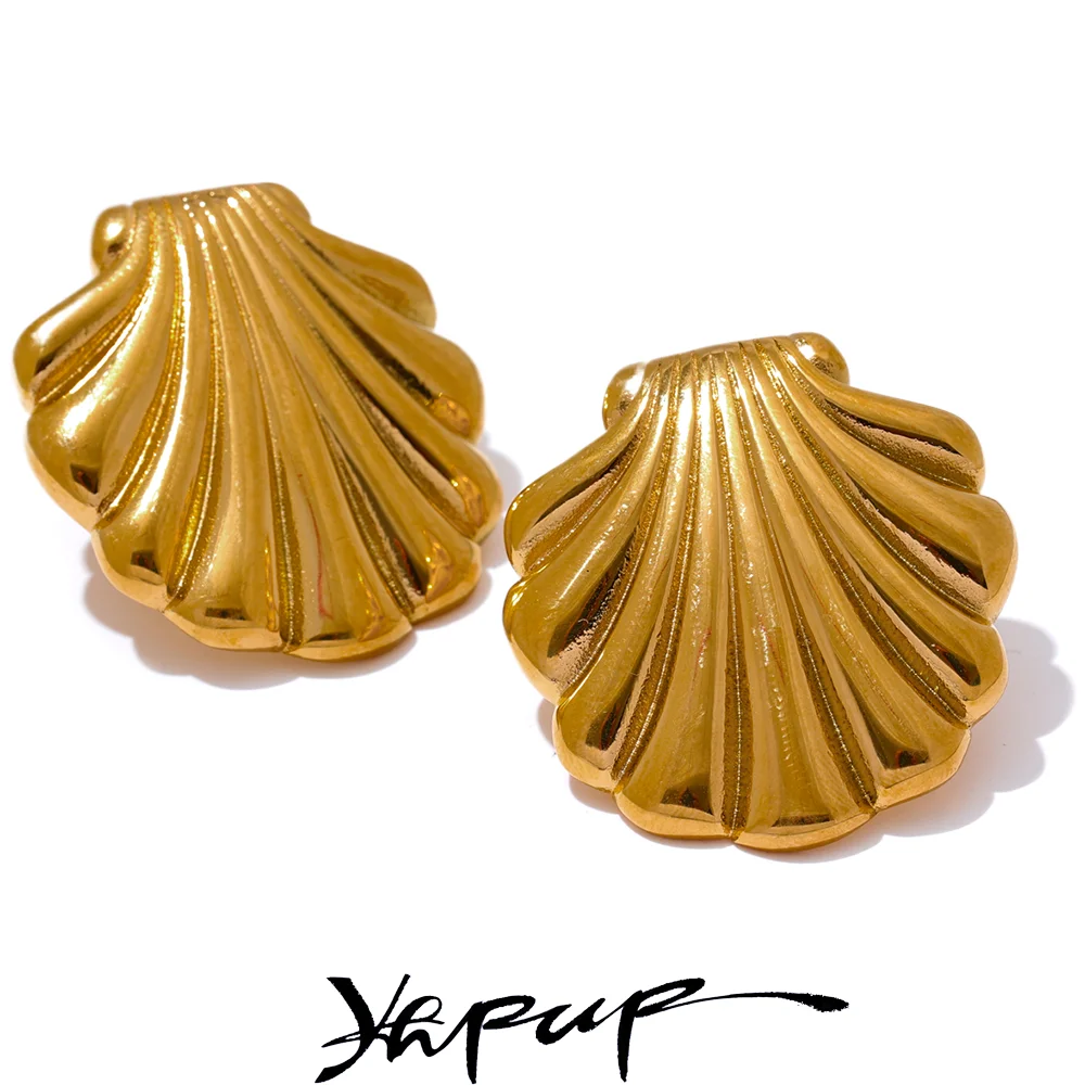 Yhpup เครื่องประดับสแตนเลสต่างหูเม็ดกลมเปลือกหอยสีทองแฟชั่นกันน้ำสำหรับผู้หญิง