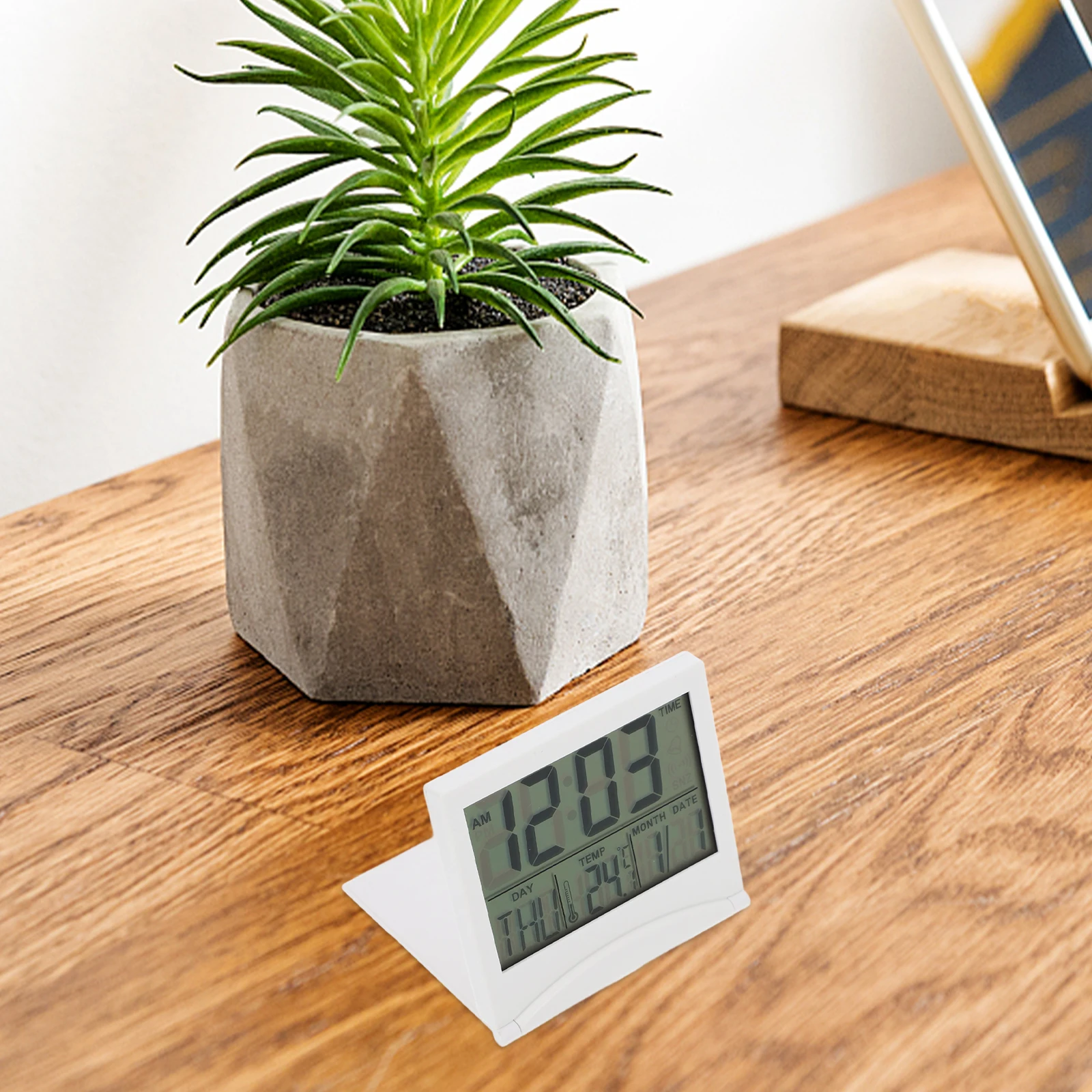 

Electronic Alarm Clock Foldable Digital Clocks Bedroom Small Large Number Desk Clock For Travel Lightweight Thin Design