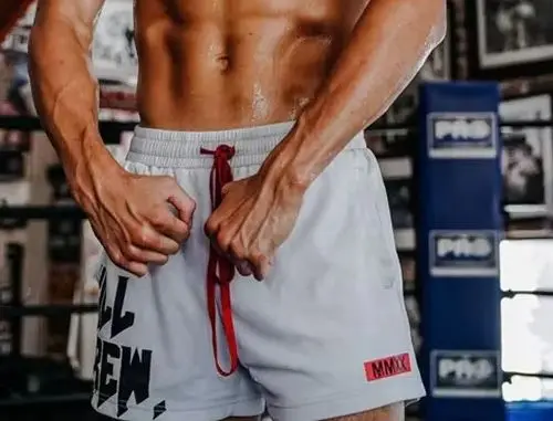 Mens Shorts Hot Shorts Quick Dry Mesh Material Gym Running Sweat Shorts Fashion Short Homme