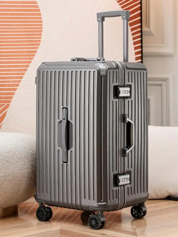 Large Capaci Aluminum Frame Lage Suitcase Carry-On Bag with Password Lo And Four-Wheel Rotation for Traveling