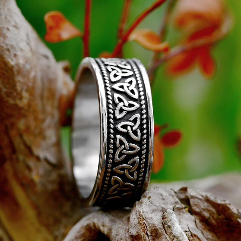 

Fashion Vintage Simple Viking Ring for Men Women Stainless Steel Nordic Celtic Knot Rings Couple Amulet Jewelry Gift Wholesale