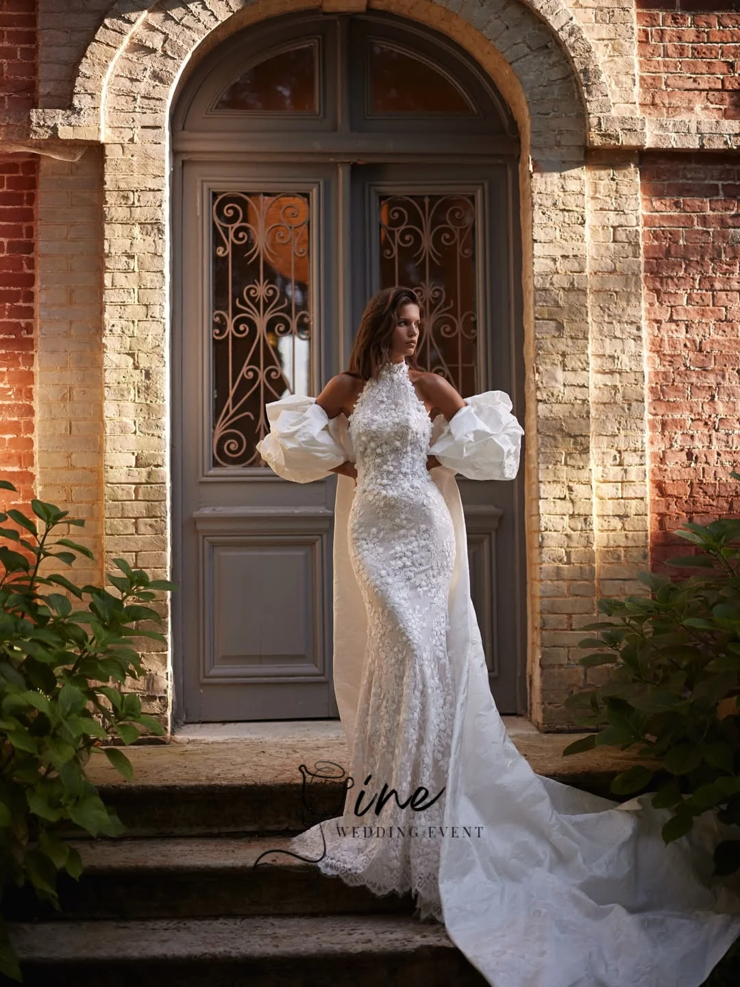 Oine Exquisite Applique Mermaid Wedding Dresses Halter Sleeveless Lace Jacket Bridal Gown 2026 Luxury robe de mariée Customized