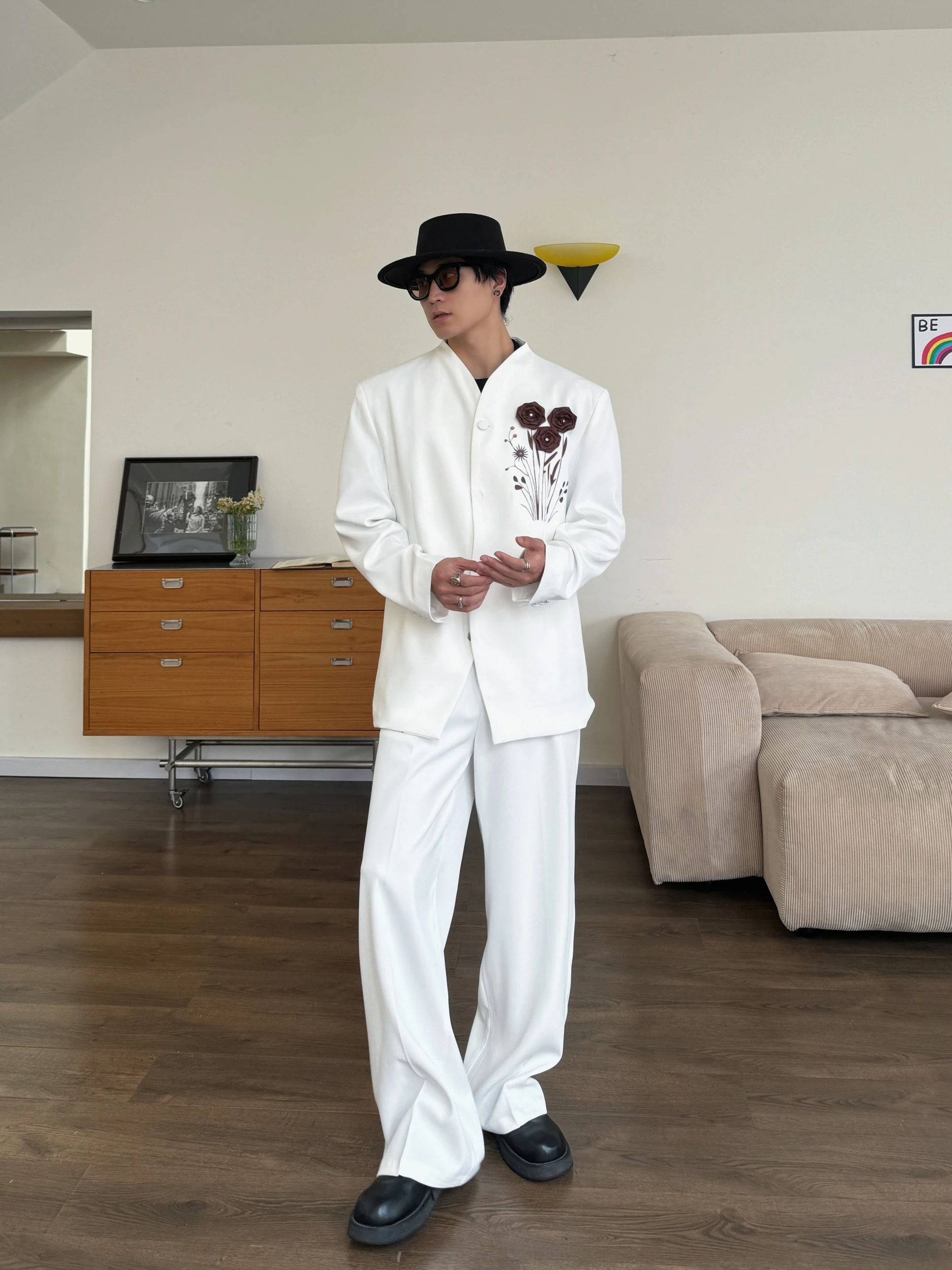 

Chinese Style Collarless, Long Dressed Suit and Dress with Painting Process 2 Pieces