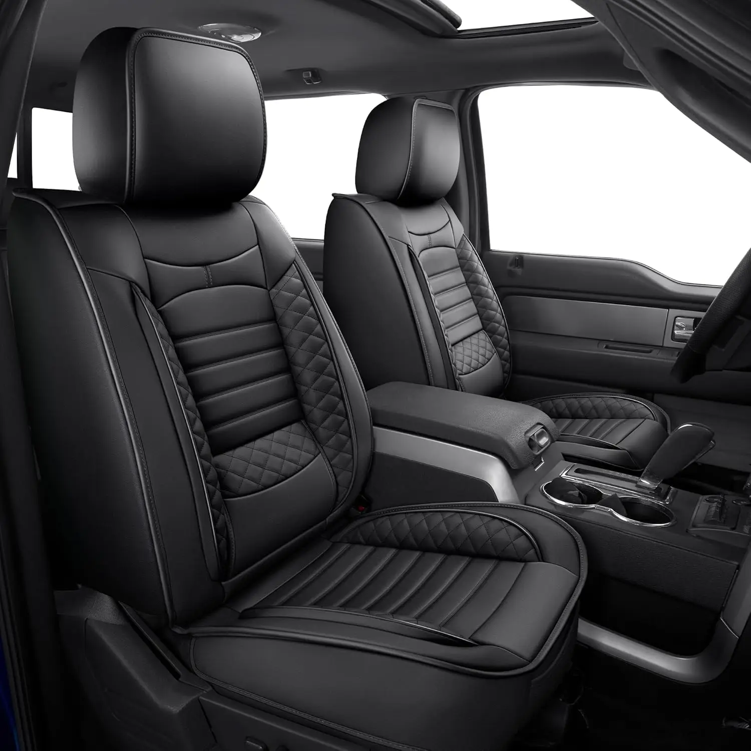 

Для грузовиков 2009 - 2026 годов, из искусственной кожи, черные, полный комплект чехлов на 5 сидений.