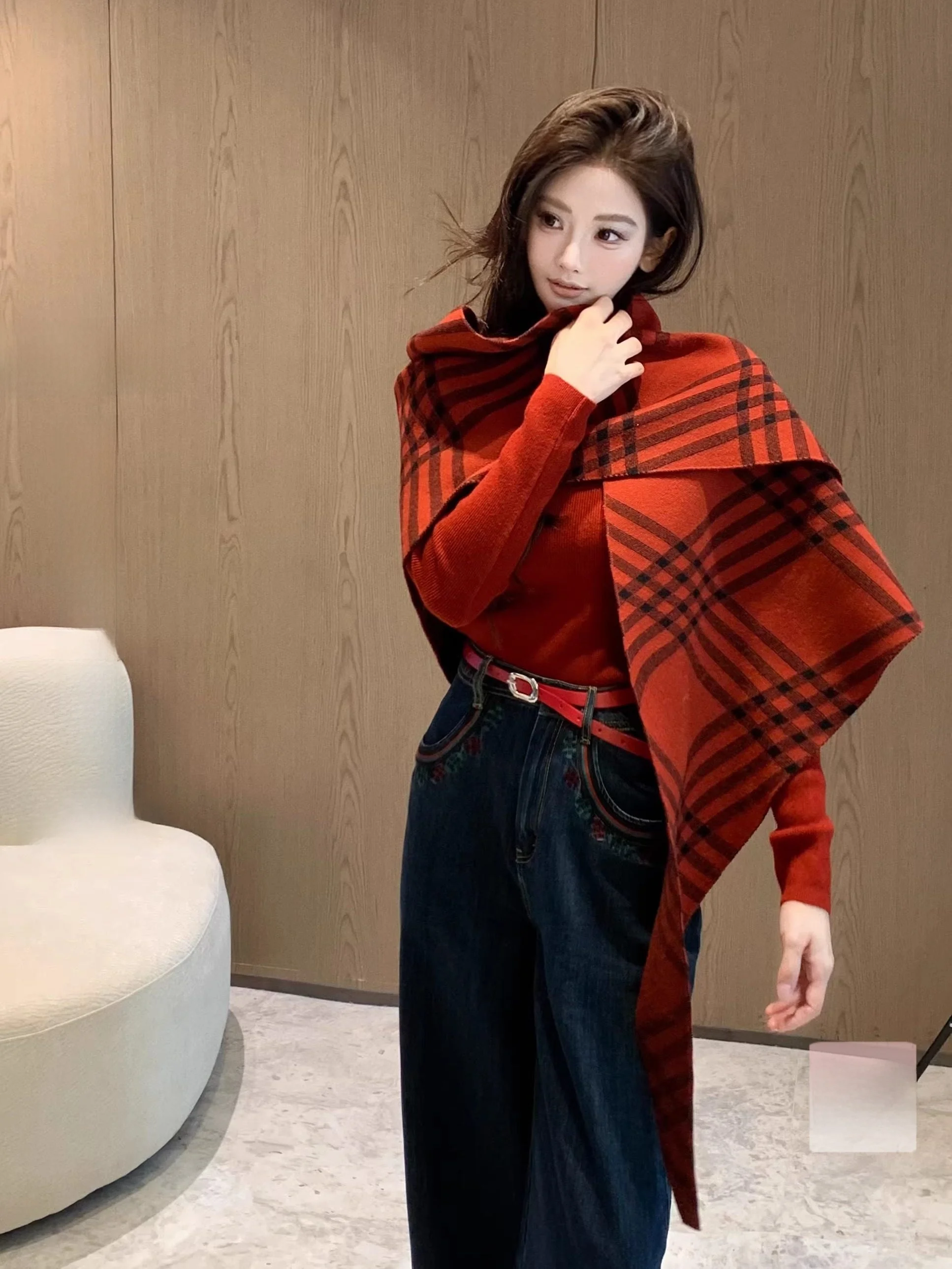 

Элегантный женский костюм: красный вязаный комплект с круглым вырезом, теплый повседневный стиль, длинный рукав, топ и брюки