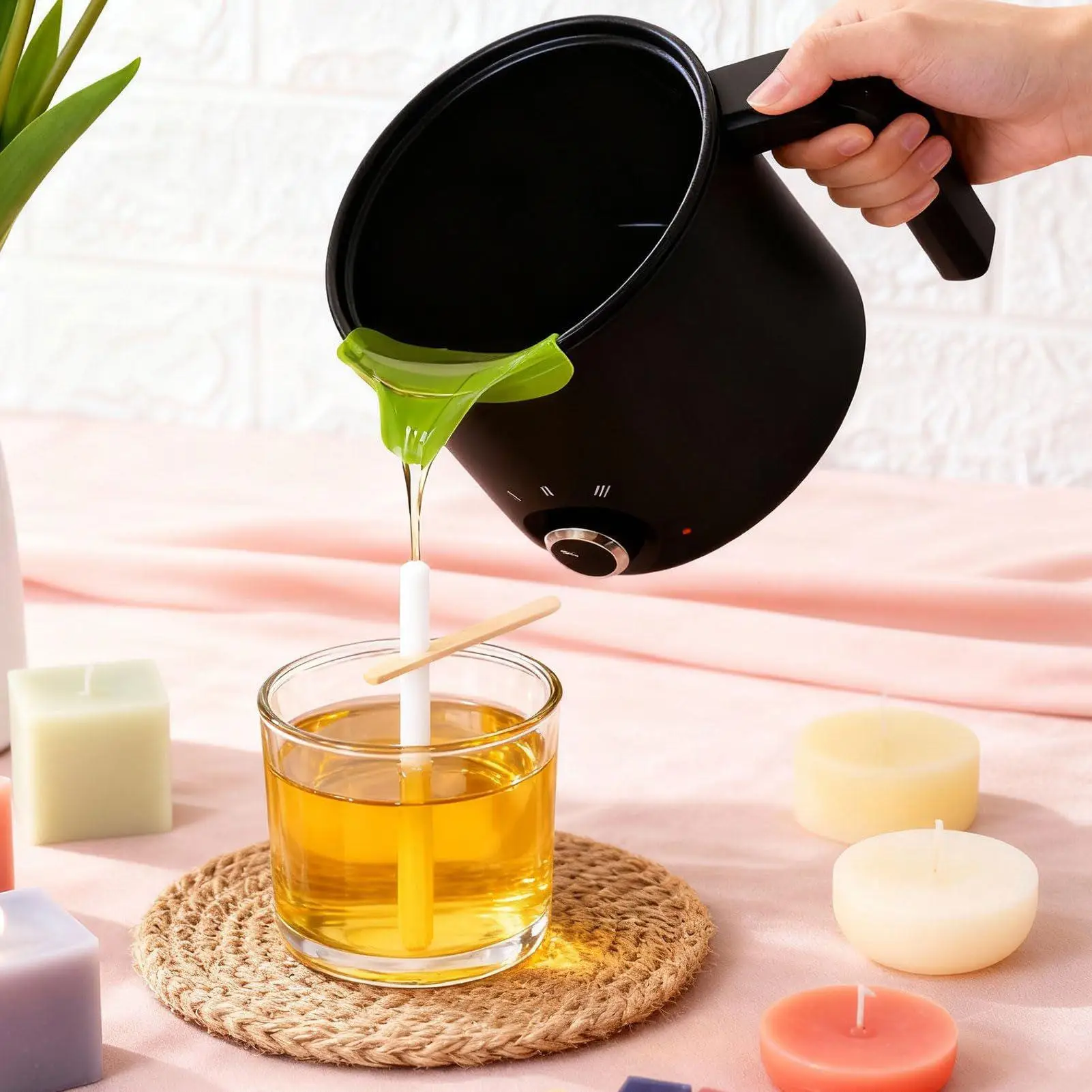 

EU 1.5L Wax Melting Pot Candle Wax Melting Device 3 Level Temperature Adjustment Electric Non-stick Candle Making Melting Pot