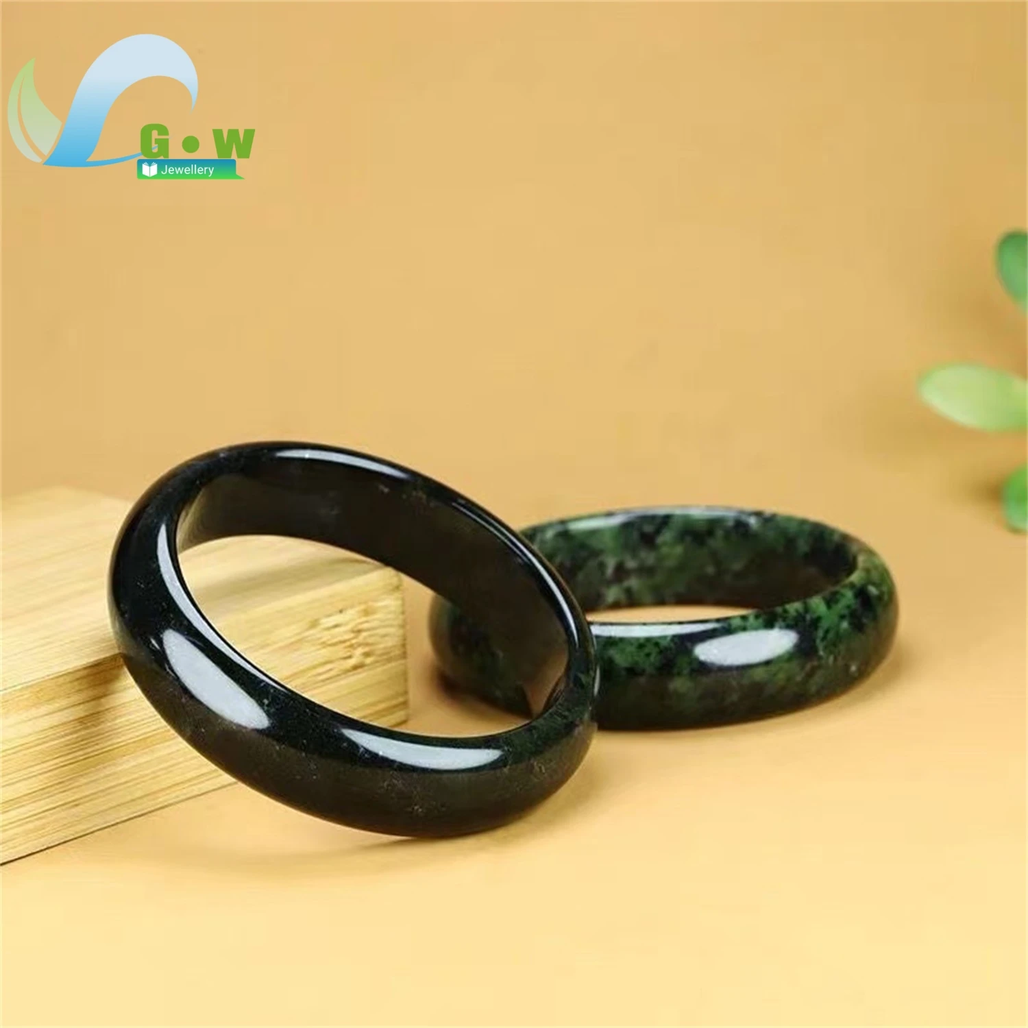 

Natural Tibetan Serpentine Jade Bracelet Dark Green Magnetic Stone Bead Bangle for Women Jewelry Fashion Accessory Handmade Gift