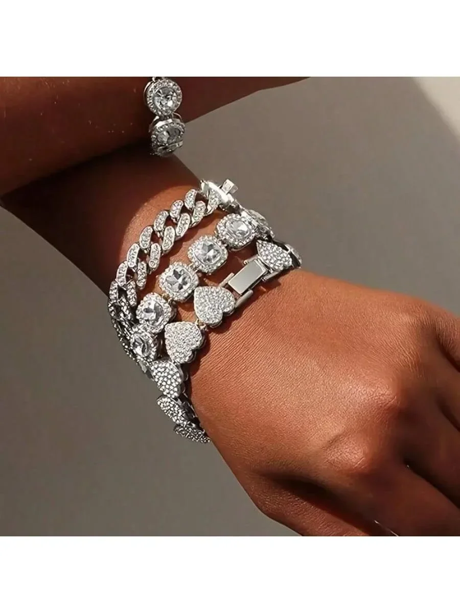 Set di braccialetti a catena cubana con strass pieni di design di nicchia alla moda da 4 pezzi, accessori hip-hop con strass personalizzati alla moda.