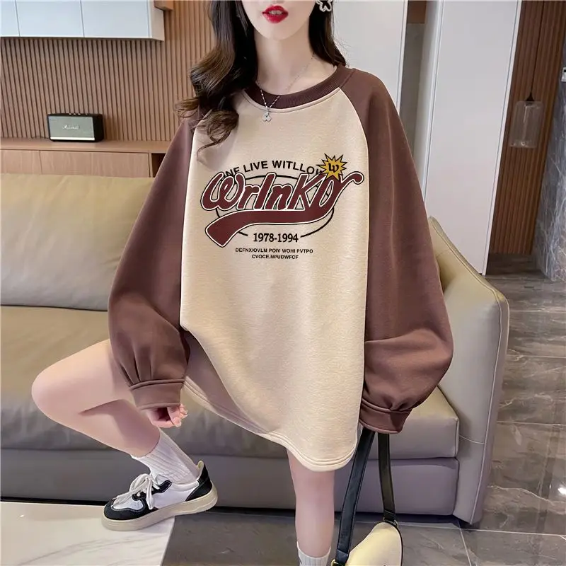 

Женская утепленная толстовка оверсайз с флисовой подкладкой, круглым вырезом и вставками на плечах, осенне-зимняя новинка, большие размеры