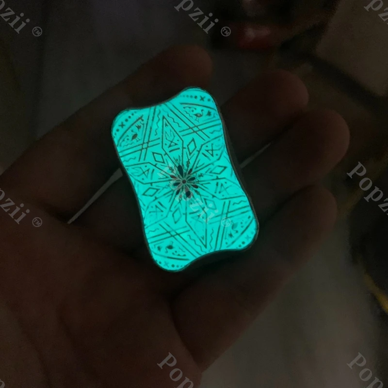Peacock Unlimited Pushing Luminous Patch And Main Body Cover Adults Stress Relief Toy Fingertip Tricks EDC Flips Fidgeting Toys
