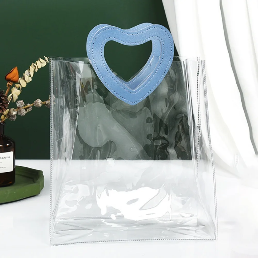 Large Capacity PVC Clear Tote Bag Transparent Heart Shape Handle Waterproof Storage Bag Transparent Shopping Bags