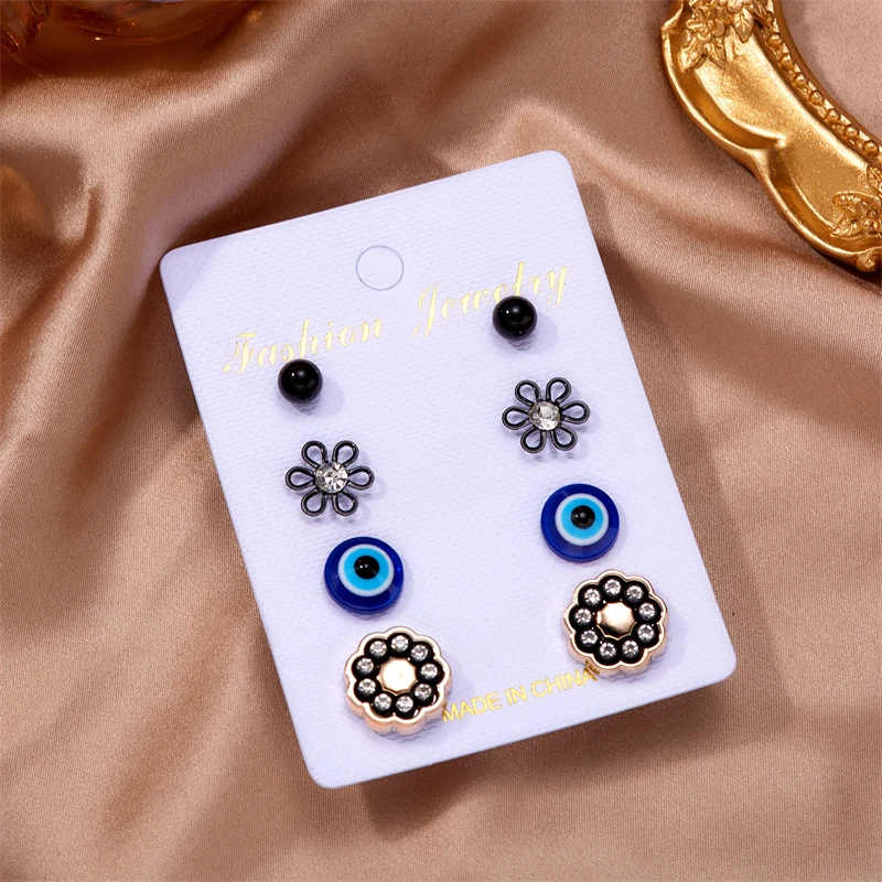 New Fashion Daisy Flower Star Stud Earrings Set for Women Girls Cute Exquisite Imitation Pearl Rhinestone Earrings Jewelry Gift