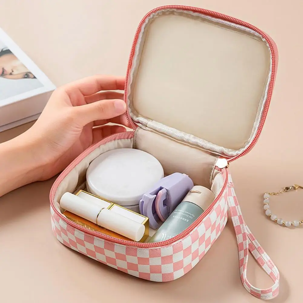 Chessboard Checker Makeup Storage Bag Fashion Plaid Zipper With Handle Waterproof Portable Sanitary Napkin Makeup Organizer