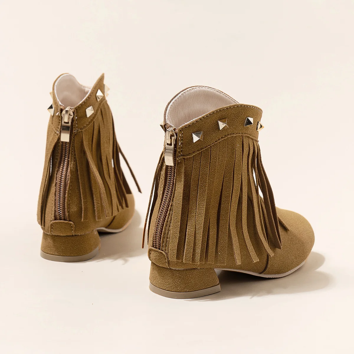 Fringed Western Boots For Girls Manmade Suede Leather Mid-Calf Bootis Kids Round Toe Rivet Studs Tassels Cowboy Botas Low Heel