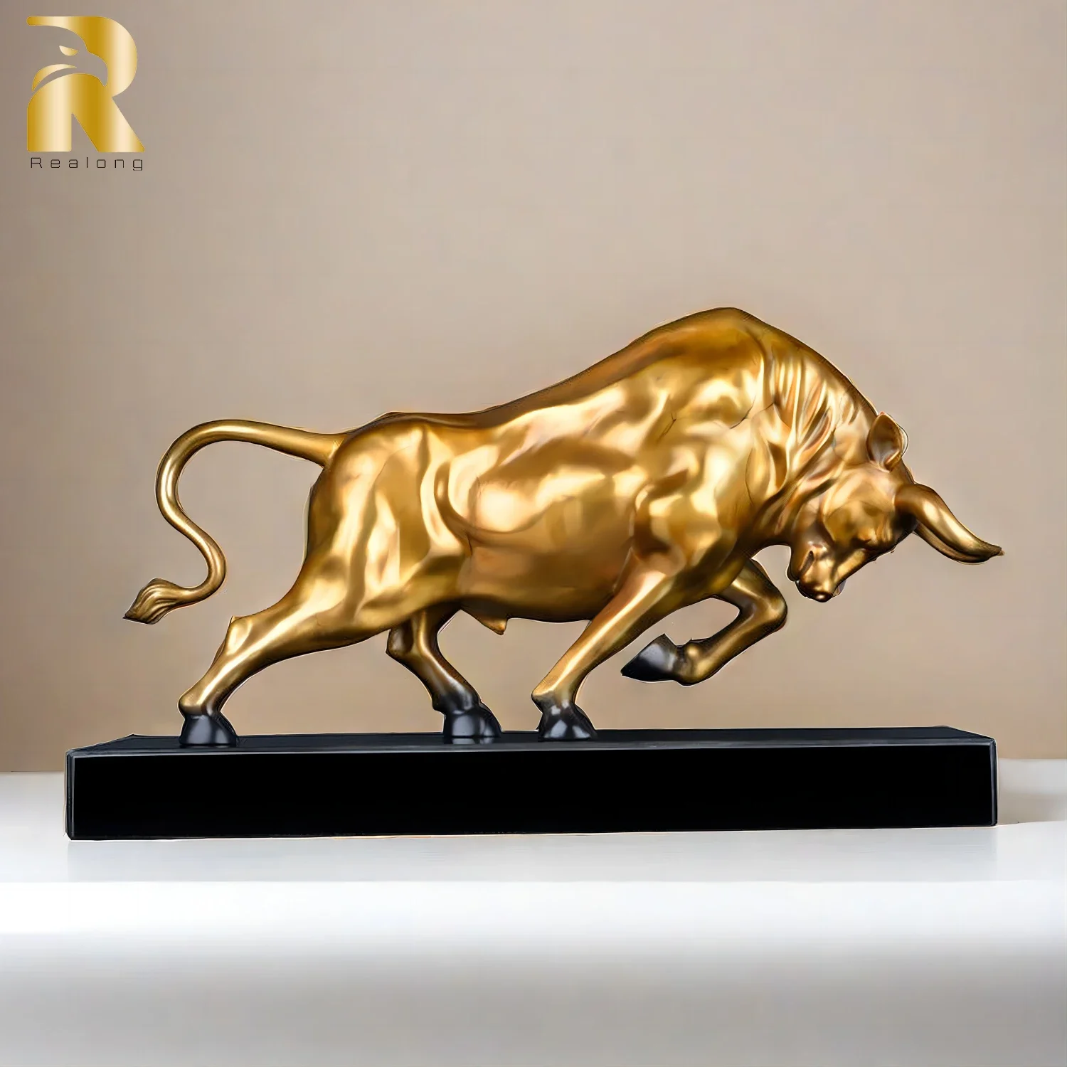 Bronze Bull Sculpture Bronze Wall Street Bull Statue Animal Figurine Modern Art Charging Bull Statues For Home Office Decor Gift