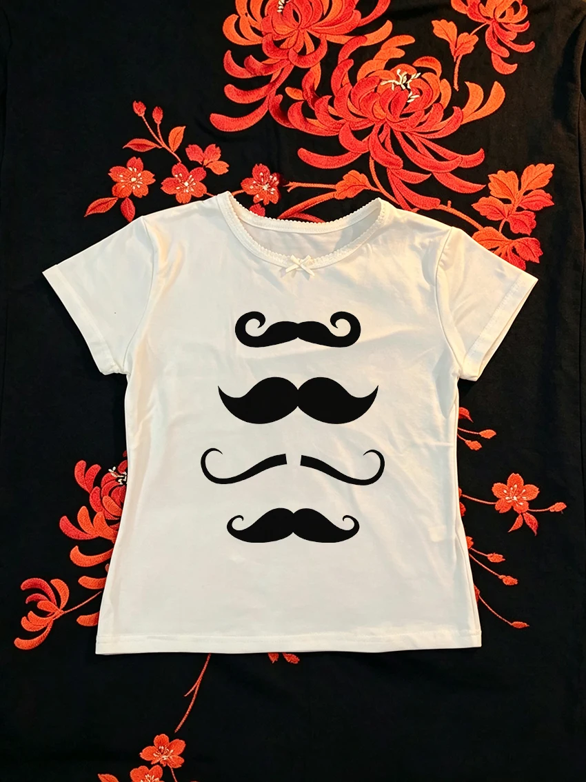 Coquette Women Slim White Baby Tee Scalloped Lace Collar Tiny Bow Mustache Print Short Sleeve Crop Top Y2K Street Casual T-Shirt