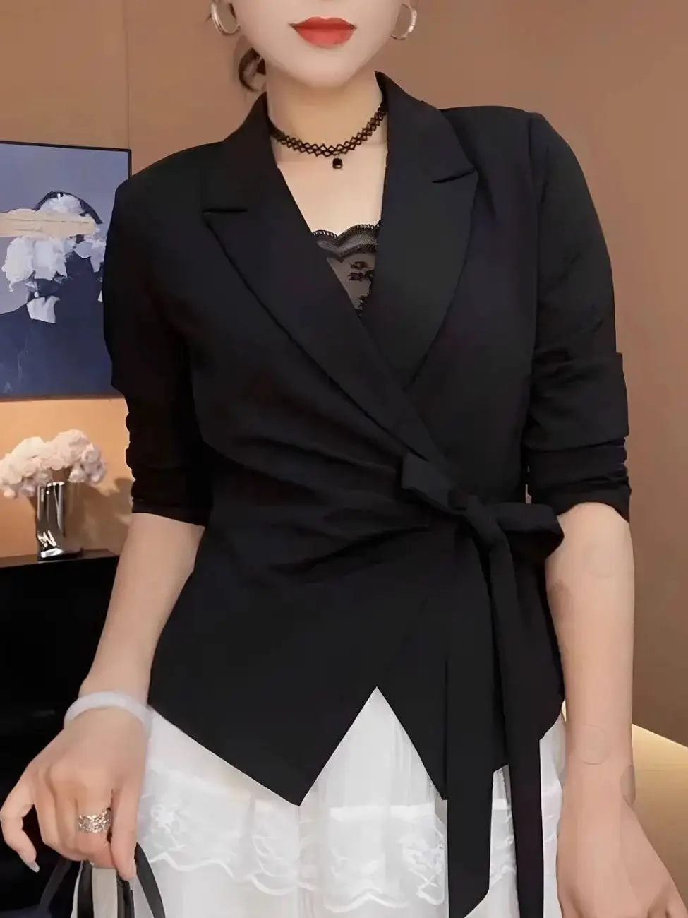 Korean Style Casual Women's Suit Jacket Spring 2025 New Design Versatile Waist-Cinching Belted Business Casual Top