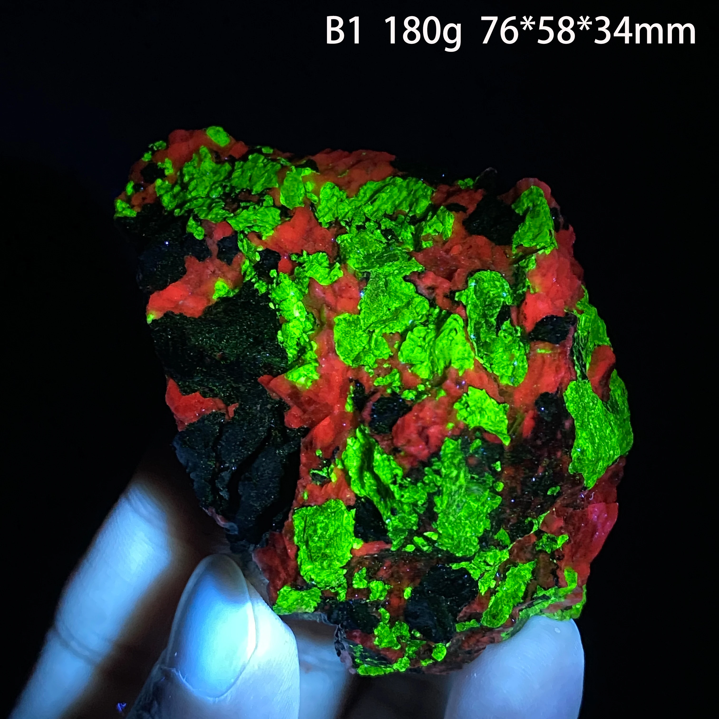 Natural American Red Green Willemite Specimen UV Fluorescent Christmas Raw Crystal Healing Decor Collectible Gemstone