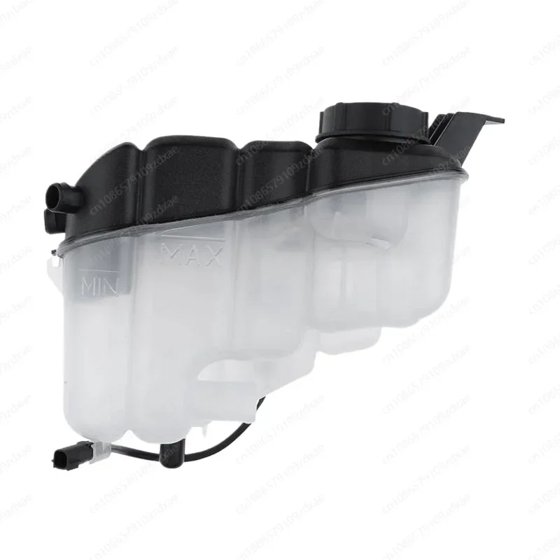 31200320 Auto Parts Engine Coolant Recovery Expansion Tank for Land Rover Volvo V60 V70 S60 S80 XC60 Water Tank