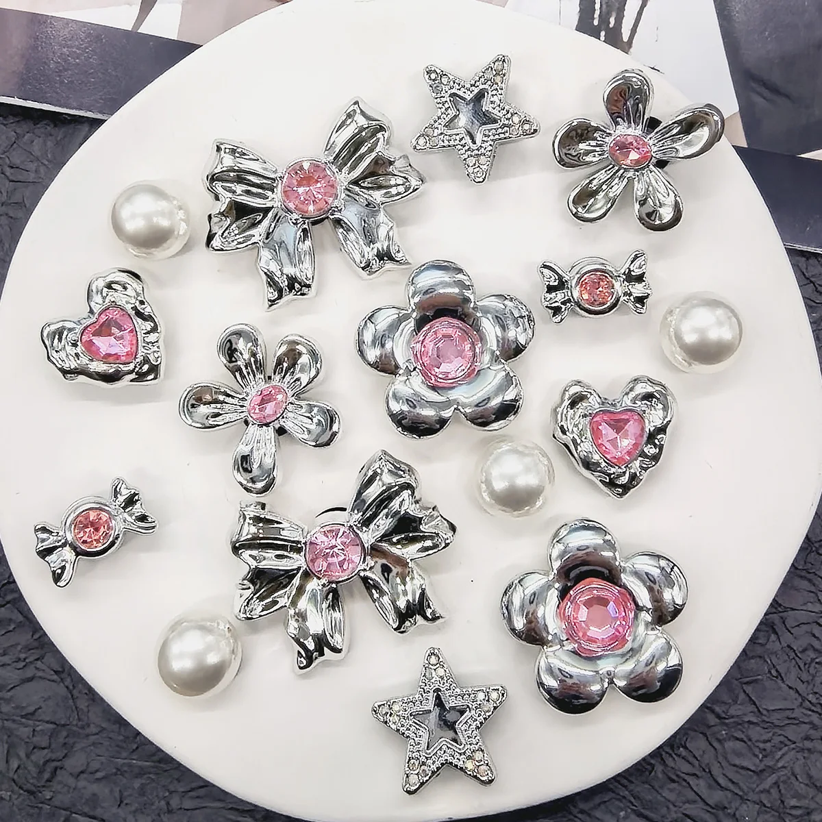 16PCS Bling Flower Bowtie Shoe Charms DIY Decorations Luxury Heart Star Shoe Buckles Accessories Candy Clogs Shoe Clips Decor
