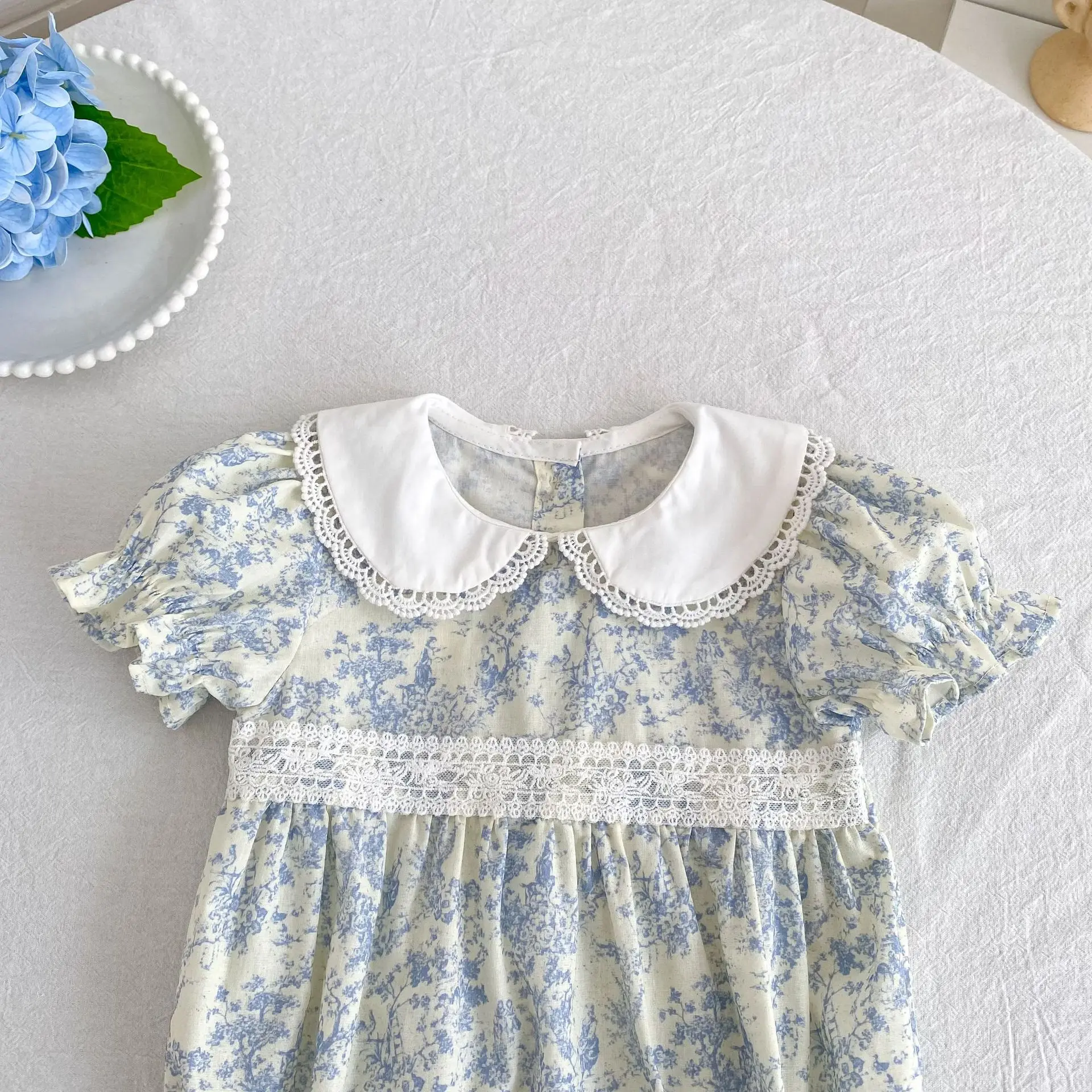 2026 Neuer Sommer-Baby-Krabbelanzug im Koreanischen Stil, Kurzärmeliger Jumpsuit für Mädchen mit Niedlichem Peter-Pan-Kragen – Detail 7