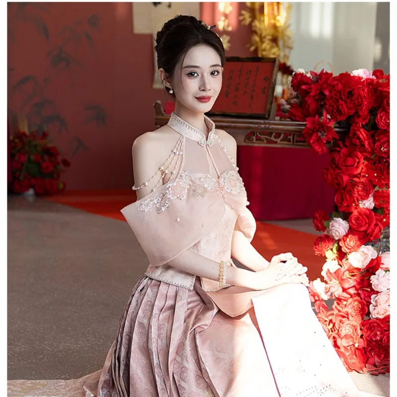 

New Chinese-style wedding dress one-shoulder Han suit for toasting