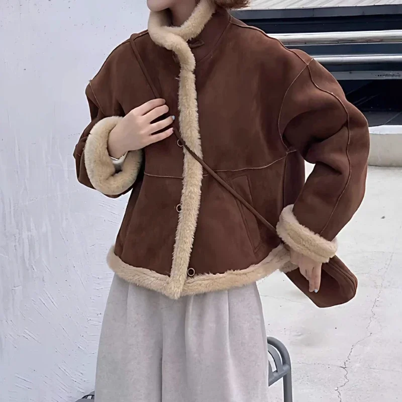 2025 Vintage Stand-Up Collar Lamb Wool Jacket Women's Short Thickened Motorcycle Jacket