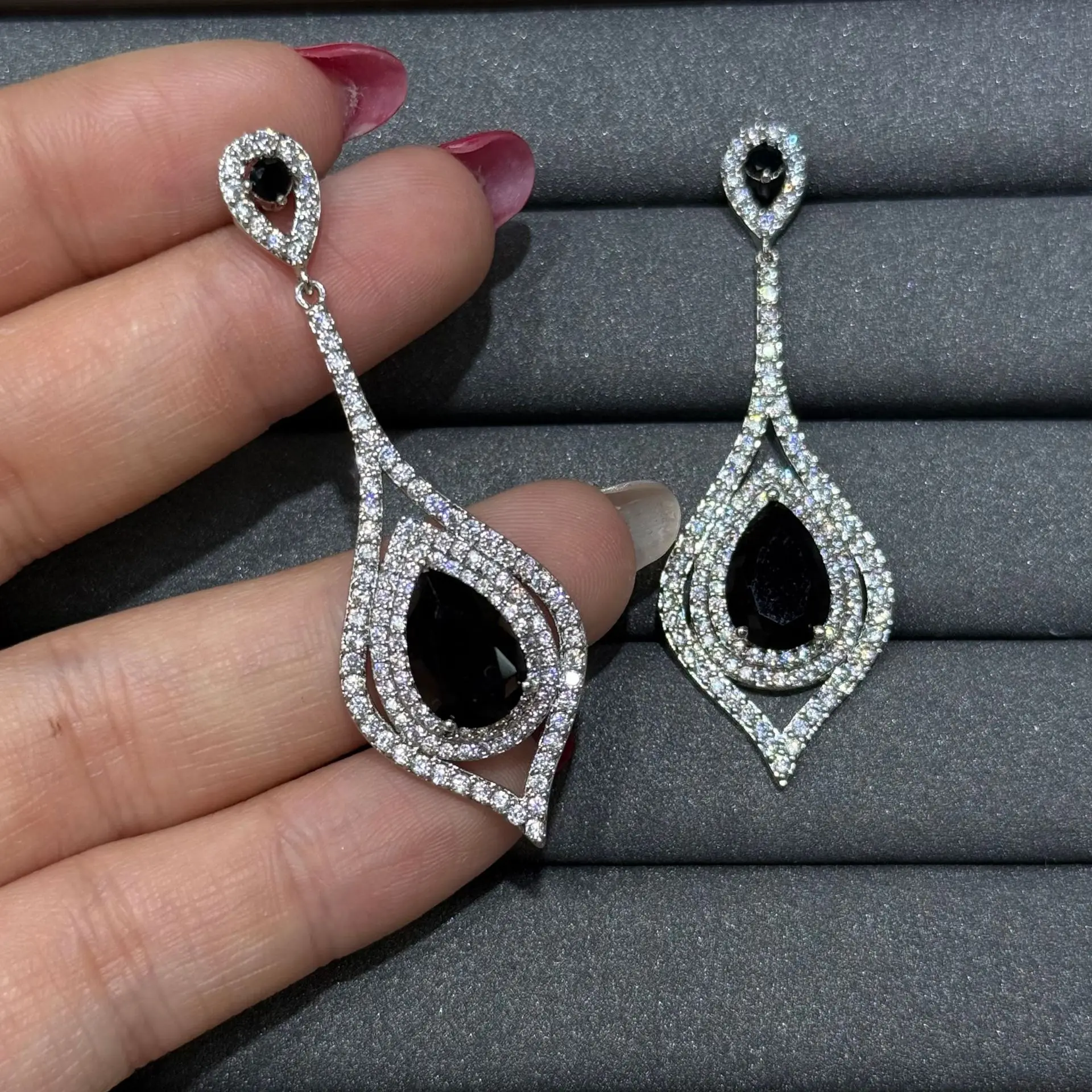 pendientes-largos-con-circonitas-en-forma-de-lagrima-vintage-para-mujer-joyeria-brillante-y-elegante-para-fiestas-y-eventos-formales