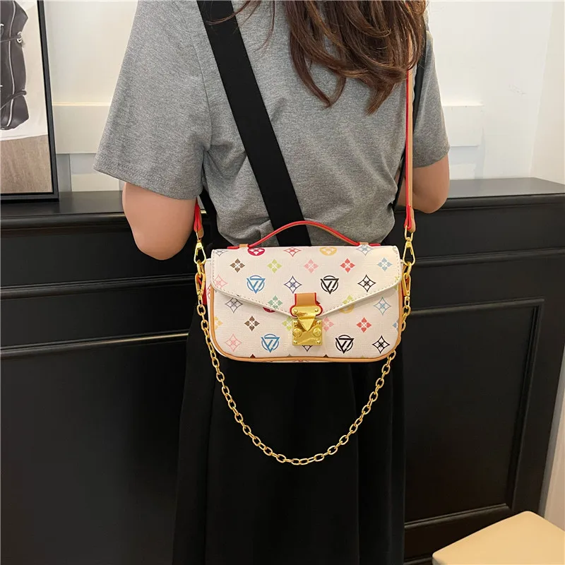 

Women Luxury Elegant Leather Fashion Crossbody Bag High End Designer Shoulder Tote Handbag For City Lifestyle Fashion