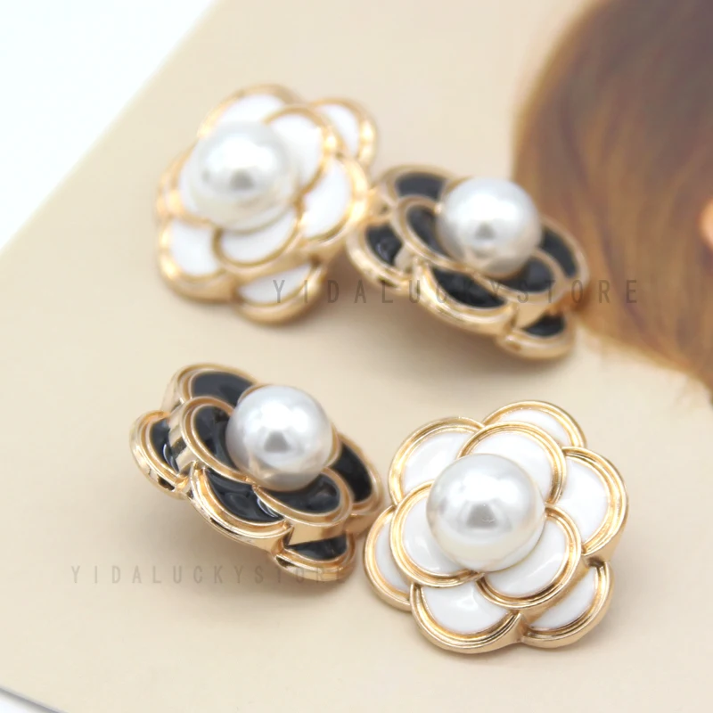 HENGC Vintage Flower Gold Metal Pearl Jewelry Buttons For Clothes Jacket Coat Decorative Handmade DIY Sewing Crafts Wholesale