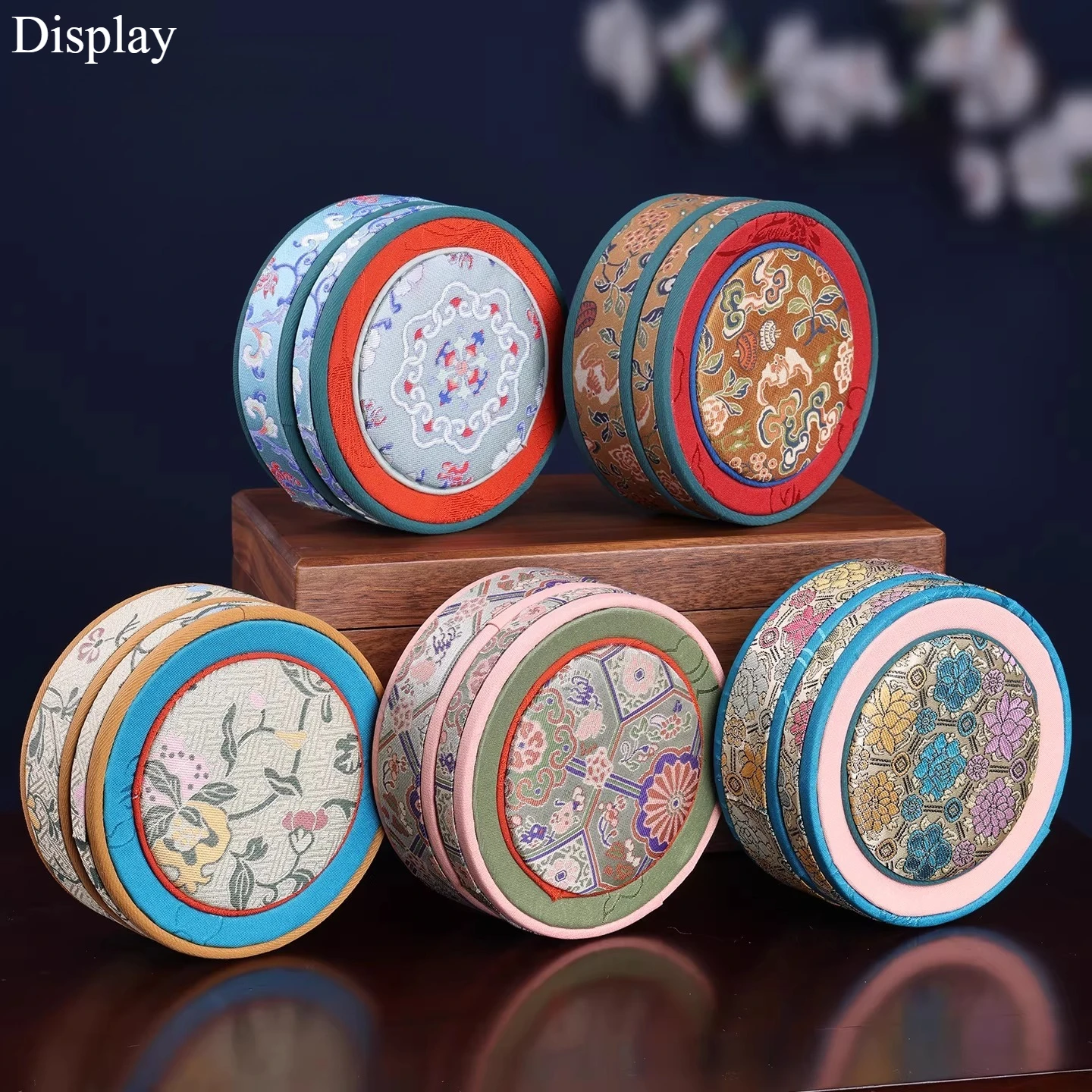 

Jewelry Storage Box, Chinese Palace Antique Style Organizer for Pendant Bracelet Necklace, Luxury Gift Case with Compartments