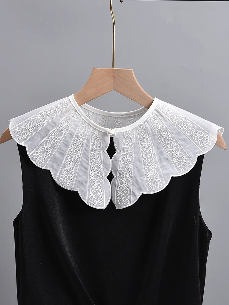 gola-falsa-feminina-elegante-com-bordado-de-renda-3d-ondulada-detalhe-de-ombro-nuvem-gola-grande-e-pontiaguda-versatil-par