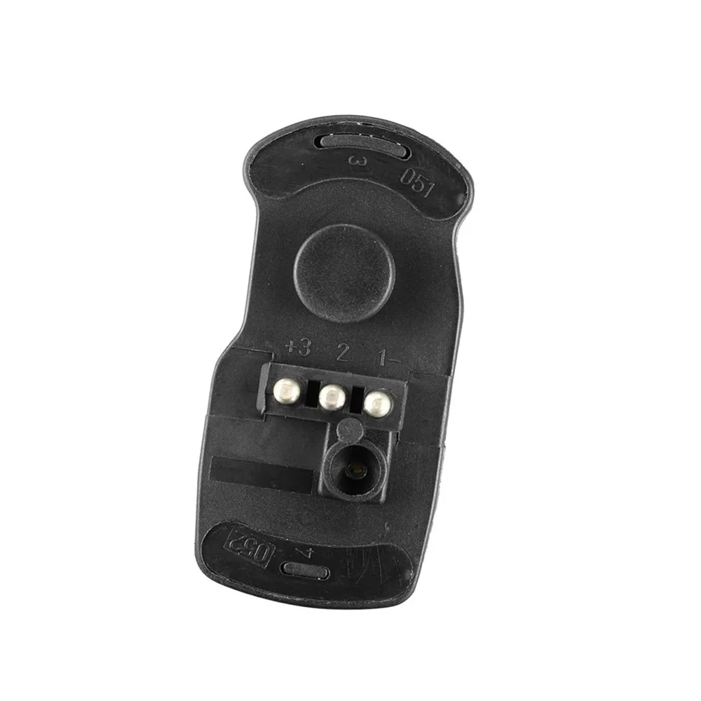 

Датчик положения дроссельной заслонки (потенциометр) 3437224035 для Mercedes-Benz W201 W124 W126 1981-1993 гг.