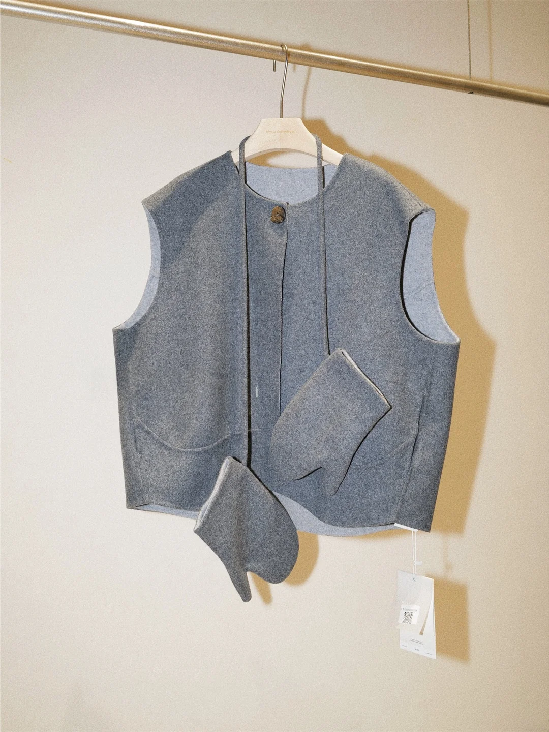 

Moss Double-Sided ey Wool Vest with Hanging Ne Gloves Wide ape Fem Outerwear ort Length