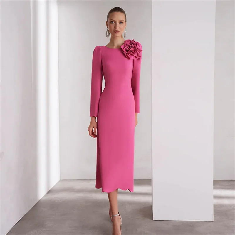 結婚式のゲスト用ドレス カスタマイズされたエレガントなラウンドネック 長袖 花柄 シース ティーレングス 花嫁の母のドレス