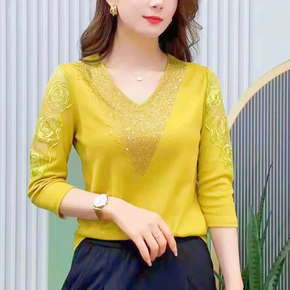 Women Summer Spring Autumn Blouses Shirts Lady Fashion Half Sleeve V-Neck Collar Sequins Lace Embroidery Blusas Tops