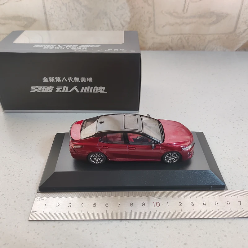 1:43 Scale Alloy Simulation Car Model Diecast Metal Toy Gift Collectible