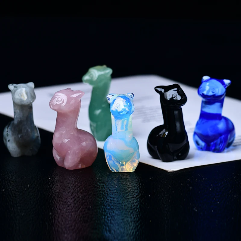 Alpaca Ornaments Carved from Natural Crystal Are Ideal for Home Decoration, Can Also Be Used as Crystal Gift Decorations, and Ar