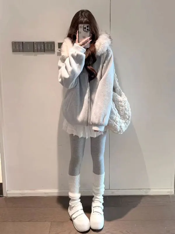 

Корейское свободное длинное шерстяное пальто с капюшоном, модное и элегантное, идеально для небольших фигур, идеально для зимнего сезона.