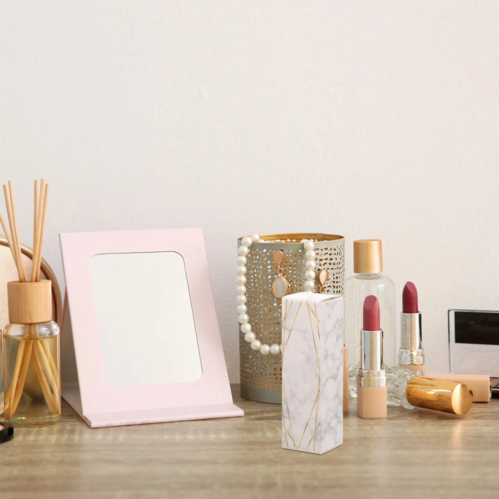 50 قطعة علبة تعبئة أحمر الشفاه علبة هدية ورقية لحامل أنبوب ملمع الشفاه تخزين العطور الصغيرة حاوية هدايا فارغة