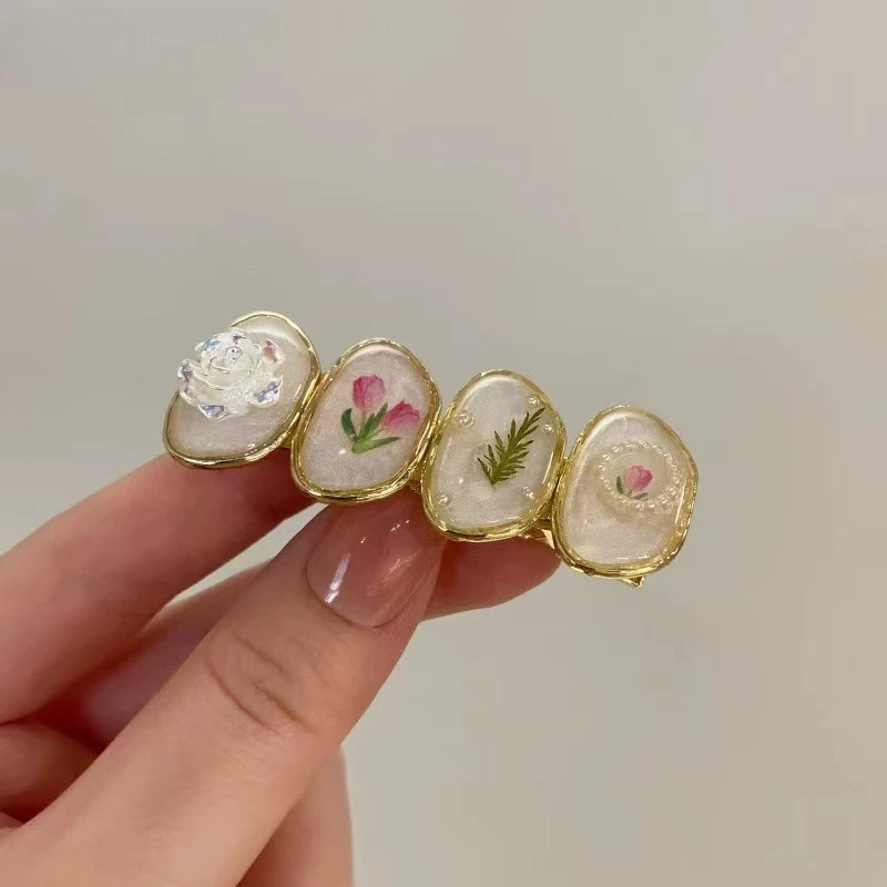 Oval Alloy Resin Dried Flower Hair Clip Glitter Sand Gold Flakes Pearl Duckbill Claw Side Bangs Barrettes New Hair Accessories view 4