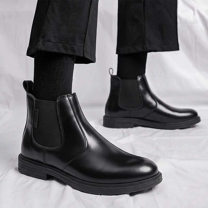 Herren Chelsea-Stiefeletten aus glattem PU-Leder, mit elastischem Bund, zum Hineinschlüpfen, niedrigem Absatz, modisch, für Business und Alltag, Herrenschuhe. – Detail 10